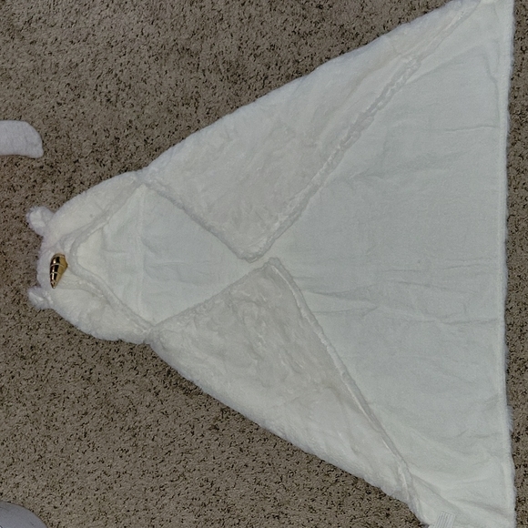 Pottery Barn Kids Other - Pottery barn kids / Unicorn bath towel/ Never used